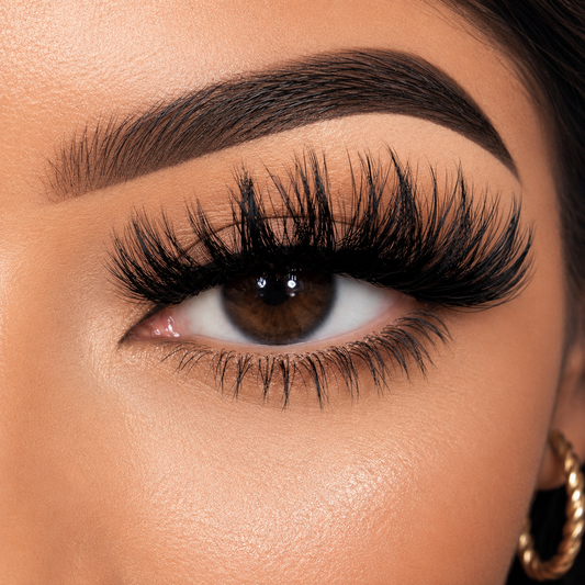 Please Me — 25mm Bold Wispy Full-Volume Lashes