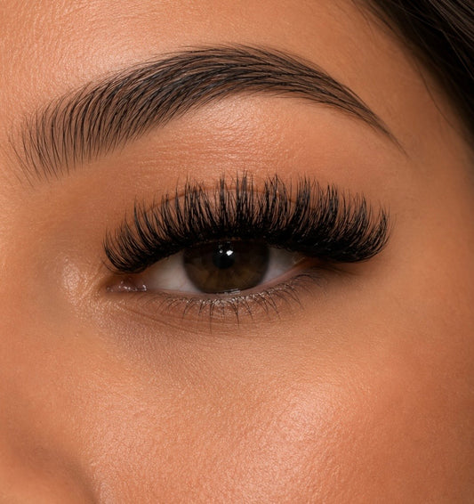 🖤La Muse Noire — 15mm Wispy Extension-Look Lashes