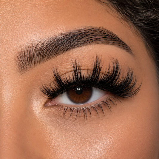 YL4 — 15mm Wispy Clean Glam Lashes