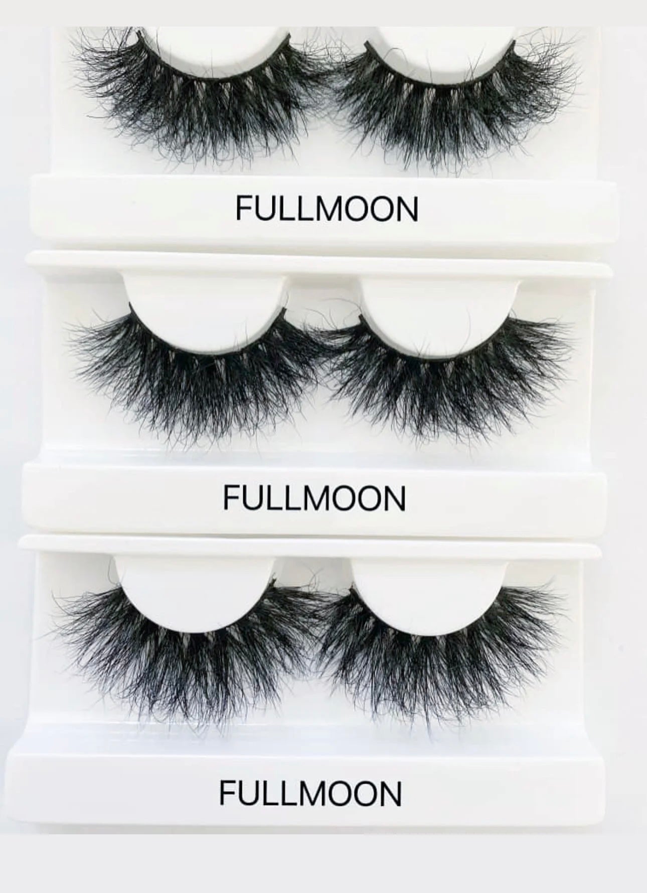 Full Moon “25MM” - Yalordelashesllc