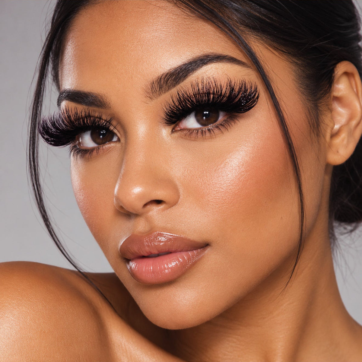 Barcelona — 25mm Bold Dramatic Faux Mink Lashes